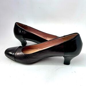 BEAUTIFEEL Black Patent Leather Cap Toe Low Heel Pumps Size 37 US 6.5